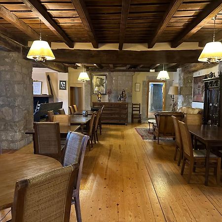 Santuari Mare De Deu Del Mont Restaurant-Hostatgeria Hotel Beuda Eksteriør billede